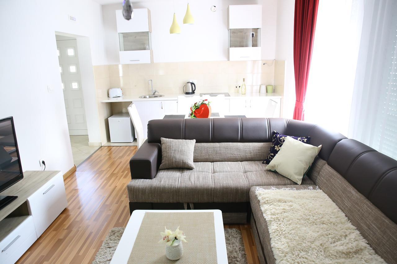 Apartments Koprivica Nikšić エクステリア 写真